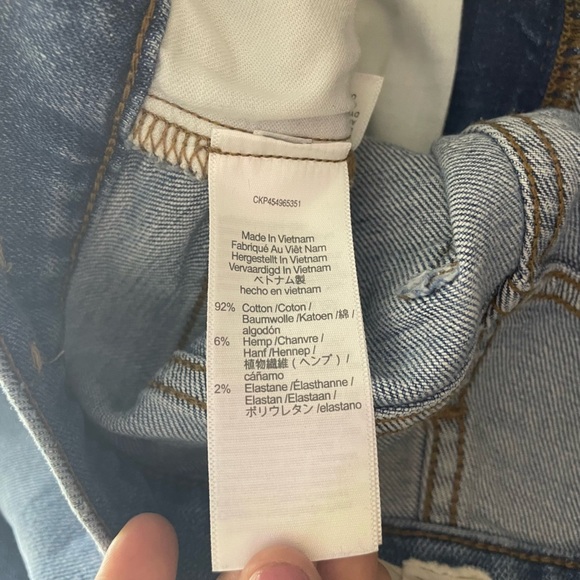 Madewell The High-Rise Slim Boyjean in Summit Wash: Summerweight Edition Size 25 - Picture 4 of 8